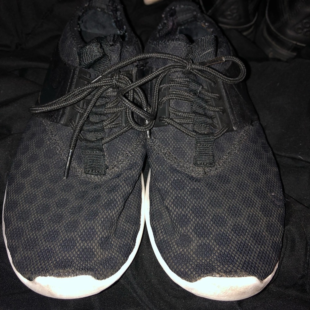 Women’s Nike shoes